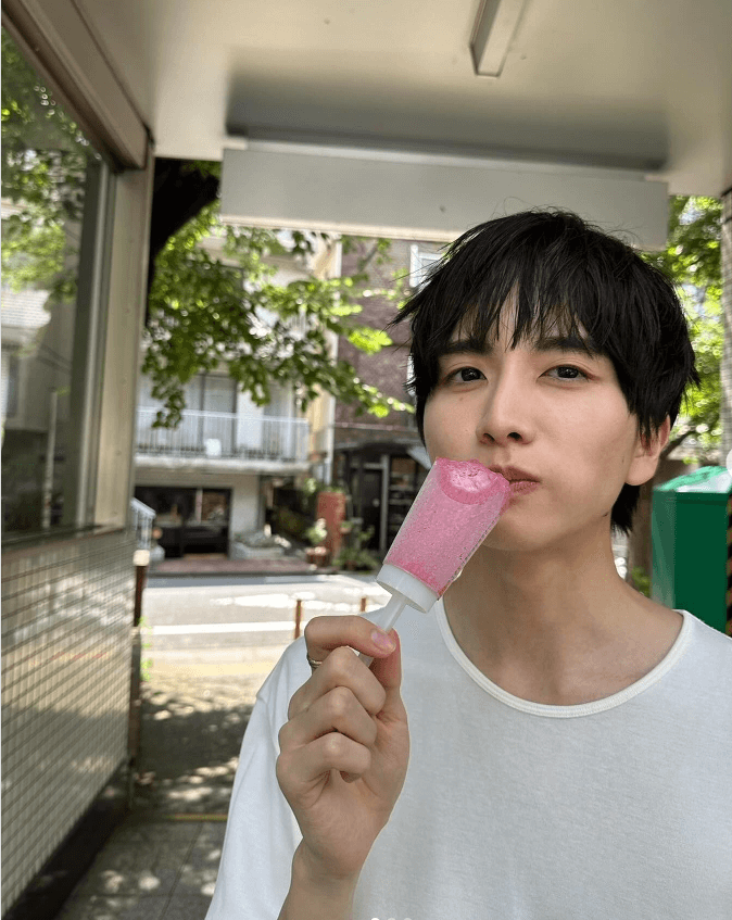 板垣李光人、アイス好きが止まらない！ファンからおすすめアイスが続々と