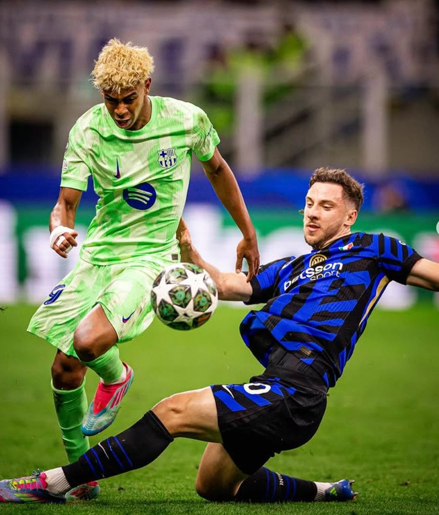 バルセロナがチャンピオンズリーグ準決勝で敗退、壮絶な撃ち合いの末インテルに敗れる