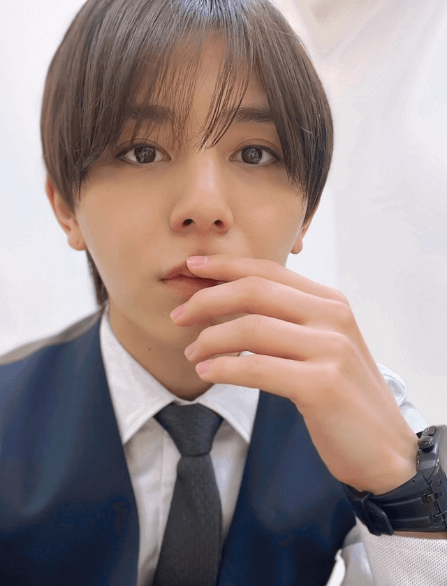 連ドラ主演！人気アイドルの自撮りにファン釘付け