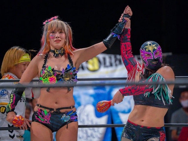 「全然意味がわからなかった」ウナギ・サヤカが覆面レスラータッグに困惑!?"被害届"ポストを投稿