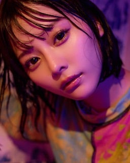 「あーんたまらん…」美人女優の妖艶ショットにファン悶絶 雰囲気ガラリの1枚にいいね殺到