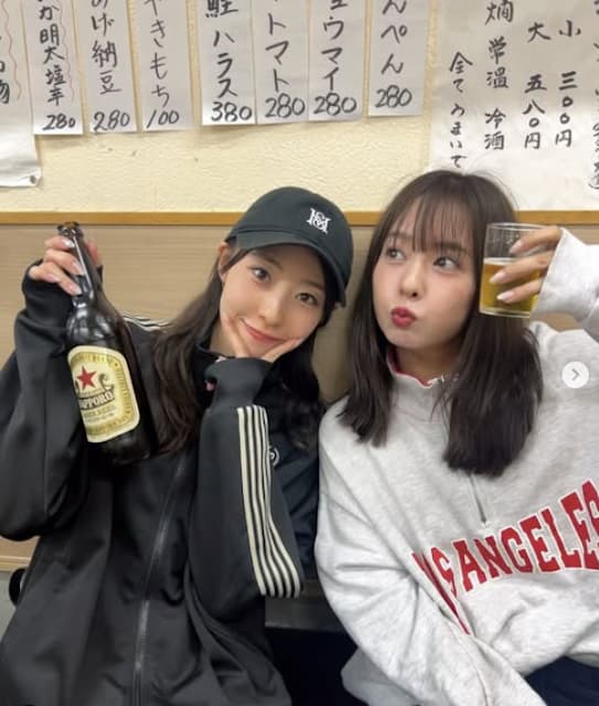 藤江れいなが山田菜々とのツーショットを投稿