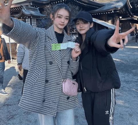 「ご利益がありそうだ！」ダブル美女の姉妹アスリート、ピースで初詣ショットを披露しファン歓喜！