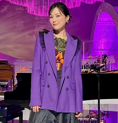 生田絵梨花、最新曲「上出来」を初披露へ　あの往年の名曲も歌い上げる