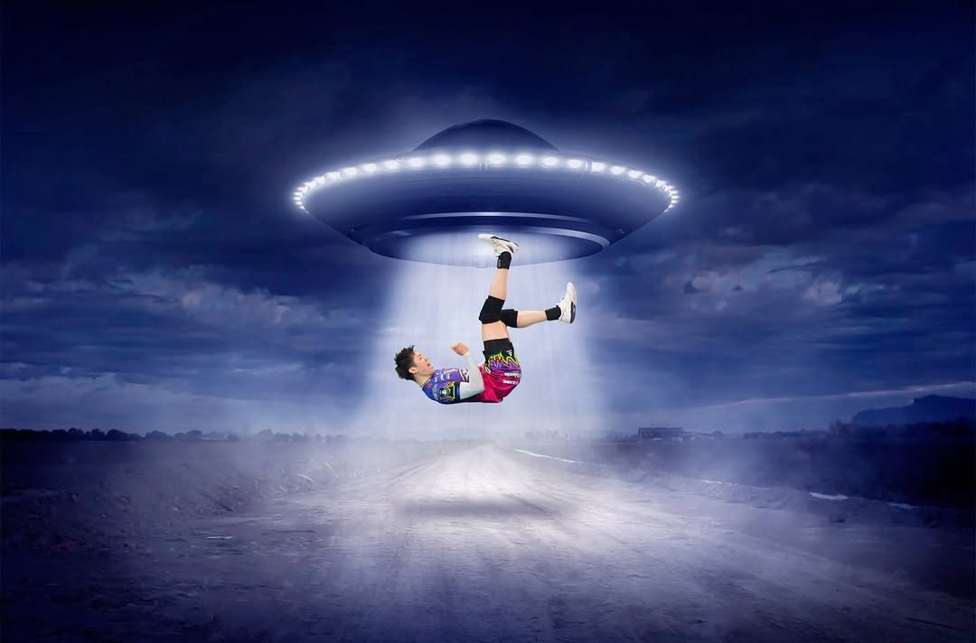 石川祐希の爆笑コラ画像をファンが作成！？所属チームペルージャがファンの芸術コラ画像をSNSで公開！