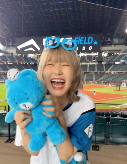 爽快な夏！ハラミちゃんがエスコンで日ハム戦を満喫した姿に注目