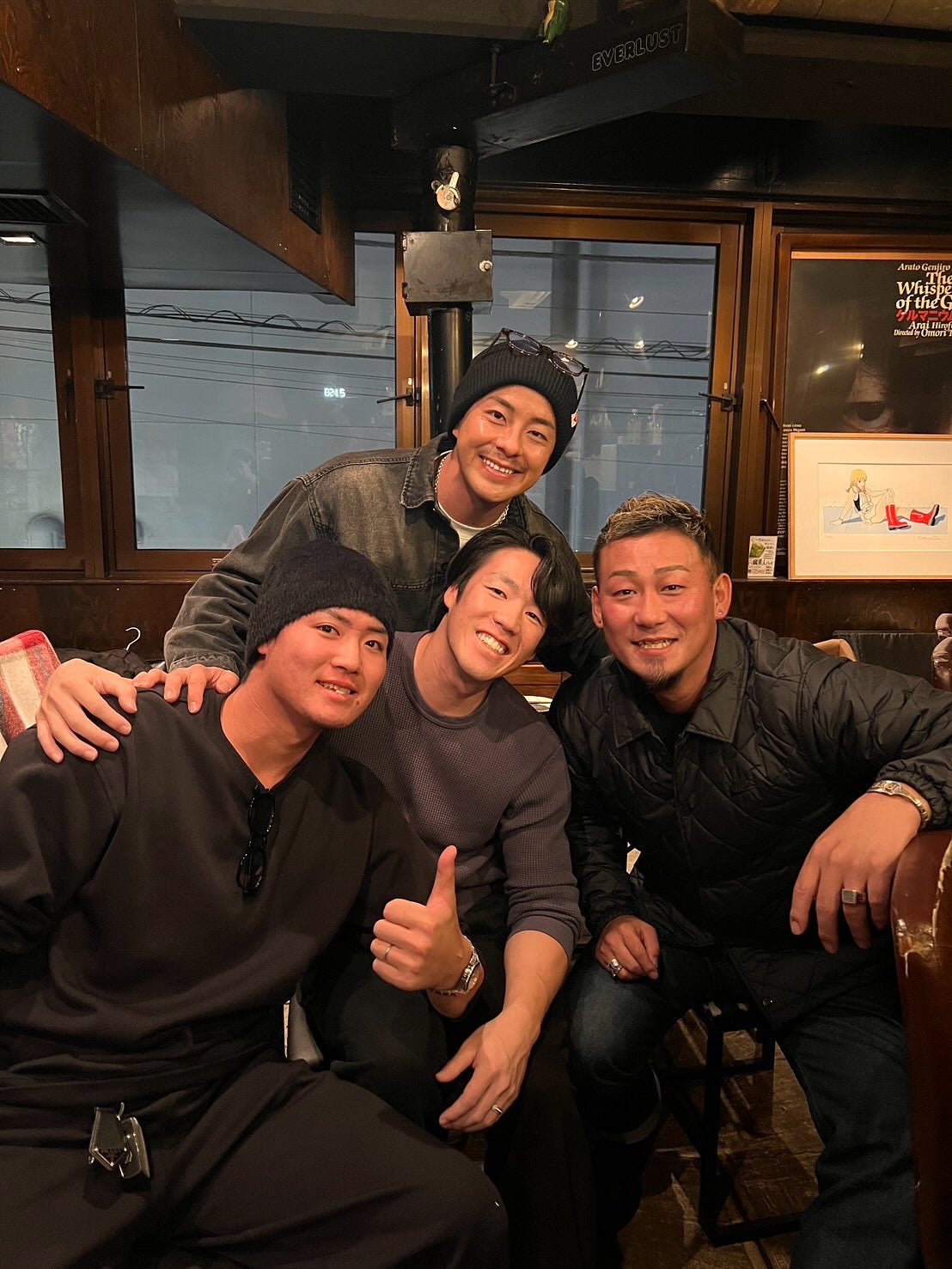 中田翔、元同僚 重信選手の現役お疲れ様会を公開