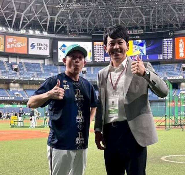 松田宣浩、盟友・川島慶三コーチとの心温まる再会ショット
