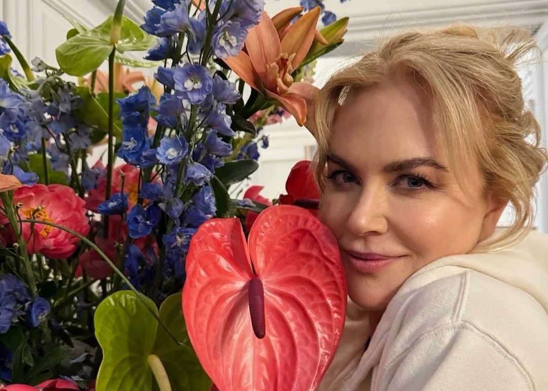 58歳の誕生日を迎えたあのハリウッド女優にファン騒然！「お美しい」「まさにビーナス」「うっとりする美貌」