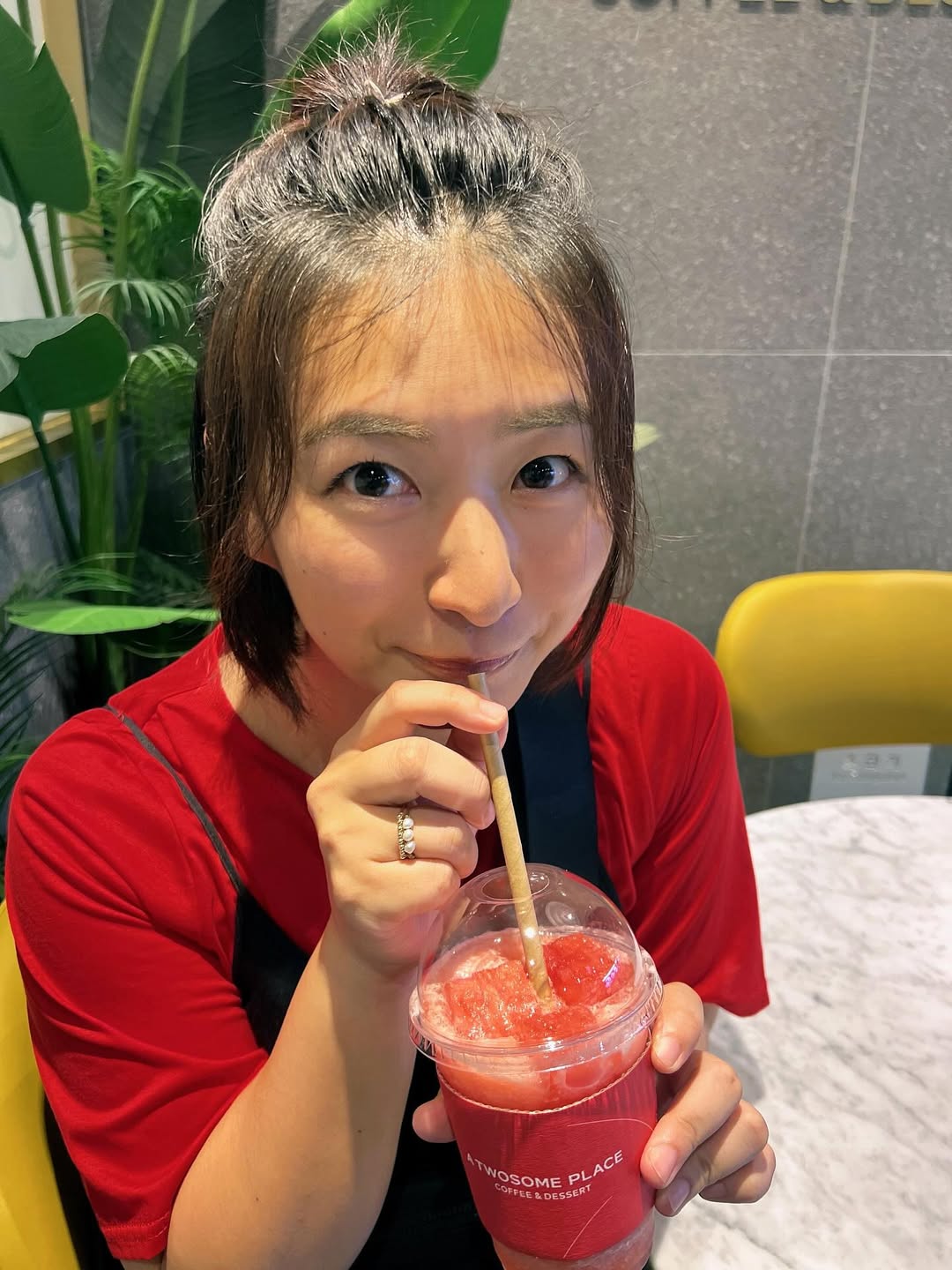 「目が覚めるほど興奮したほど美味しかったぁああ」タレント・稲富菜穂、〇〇〇ジュースを満喫！