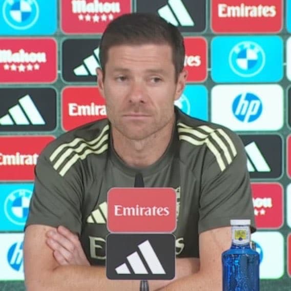 シャビ・アロンソ、ロドリゴ起用に言及「何も起きていない。私の判断だ」