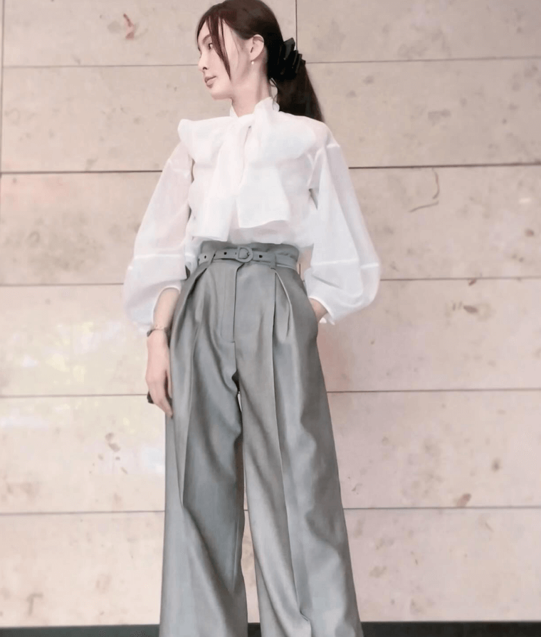 「押切もえ、秋のパンツスタイルで魅了！涼しげオーガンジートップスにファン歓声」