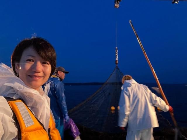 馬場典子、能登で定置網漁を体験！