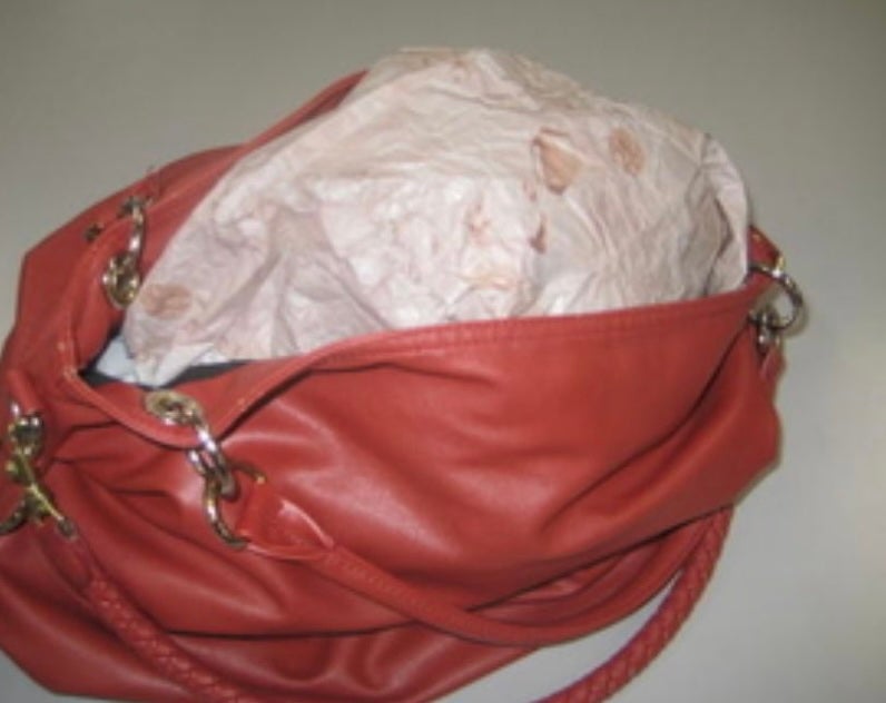 ごみ清掃芸人が語る「混ざるとトン単位で損出」　古紙回収に絶対出してはいけない“紙”とは