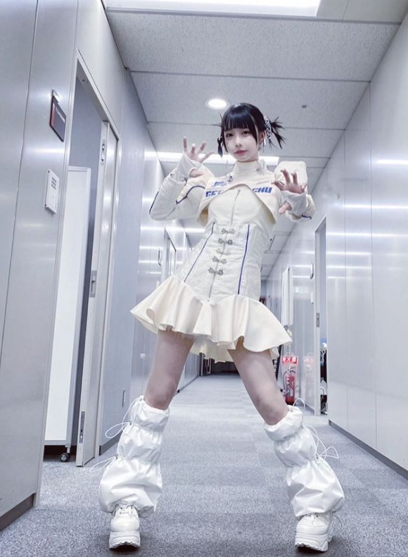 あのちゃん『音楽の日』の様子が「ガチ可愛かった」と話題に😍