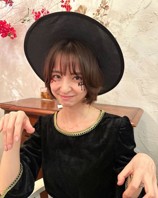 美しすぎる元AKB48・篠田麻里子のハロウィンコスはやっぱり「美魔女？」