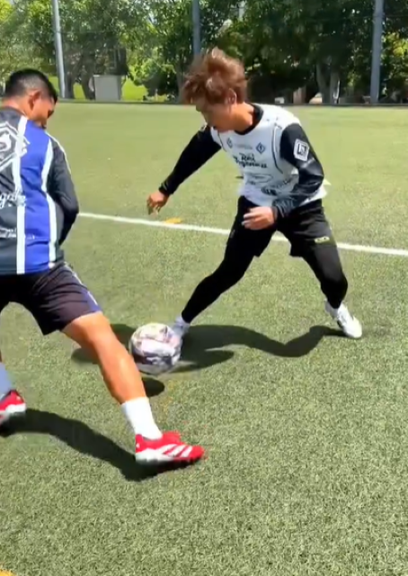 逆エラシコからのエラシコ！レガテドリブル塾・Kohei クールなテクニックを披露！