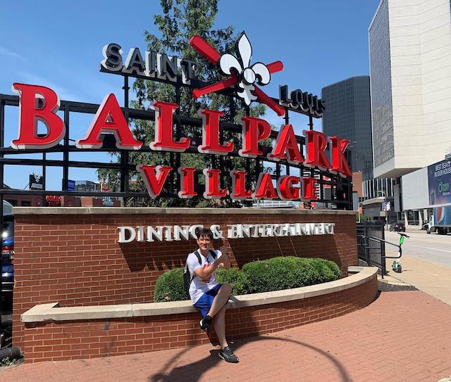 杉谷拳士が野球の街・セントルイスに🇺🇸✈️「次はどこに行こうかな❓」