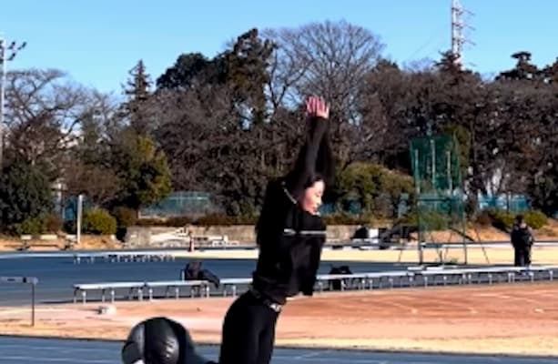 『これできる？？』大久保光、ソフトメディシンボールで究極の足技トレーニング