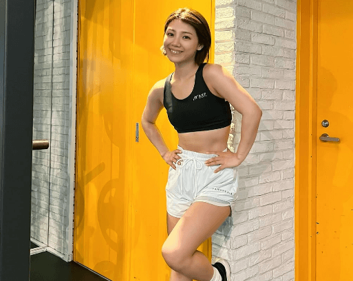 「完璧ですね」美女スポーツグラドル、パンチトレーニングムービーを披露！”美”だとファンを魅了「So beautiful」