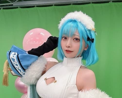 「蒼髪姿も善き善きですね〜」人気コスプレイヤー・宮本彩希が披露した”モン娘”キャラコスに絶賛の声