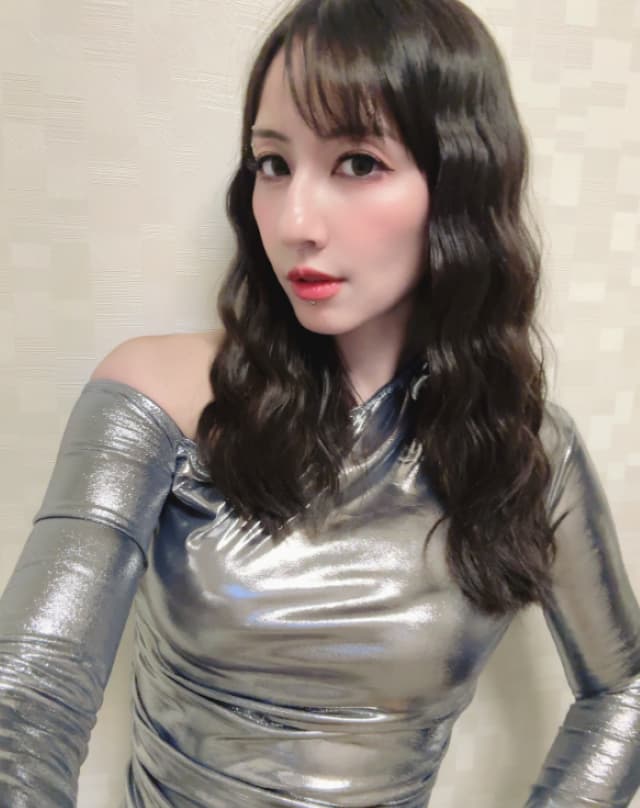 「カワイイすぎ！イケイケすぎ！」玉置成実が配信後に最新ショットを披露！