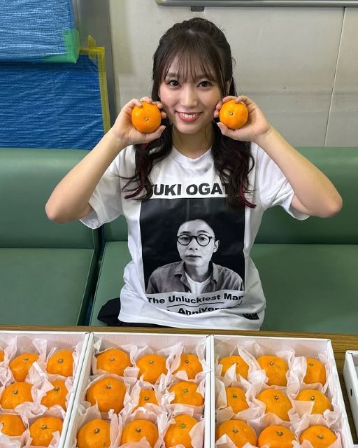 「みかん!みかん!!みかん!!!」元HKT48・矢吹奈子、大量のみかん前に弾ける