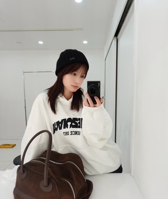 「白って珍しい‼」めるるの〇〇コーデにファン大注目