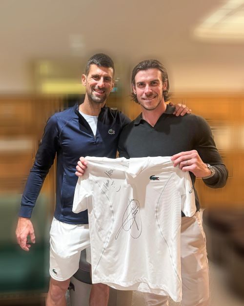 全英8強進出のジョコビッチ、サッカー界のレジェンドと豪華ツーショット！