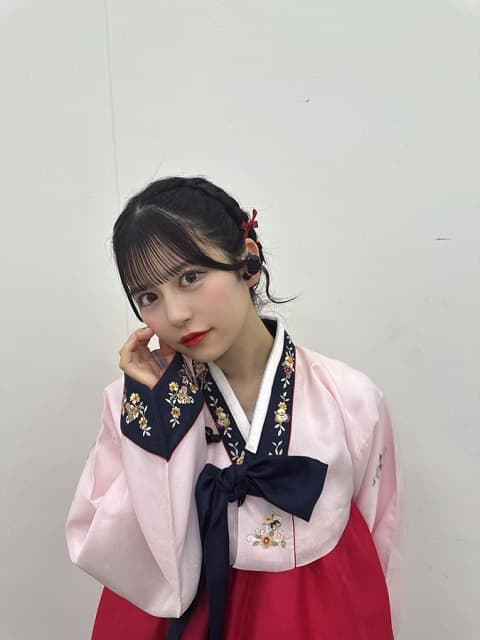 「まじで似合いすぎてる！」FRUITS ZIPPER・月足天音が披露した韓国の民族衣装姿に絶賛の嵐！