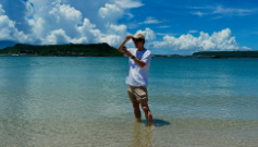 中島裕翔、沖縄ロケの思い出ショット公開！「少年のように可愛い」とファン歓喜！