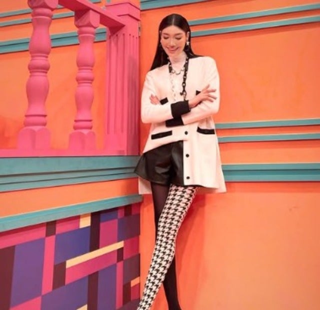 アンミカが個性的なコントラストの衣装たちを紹介！