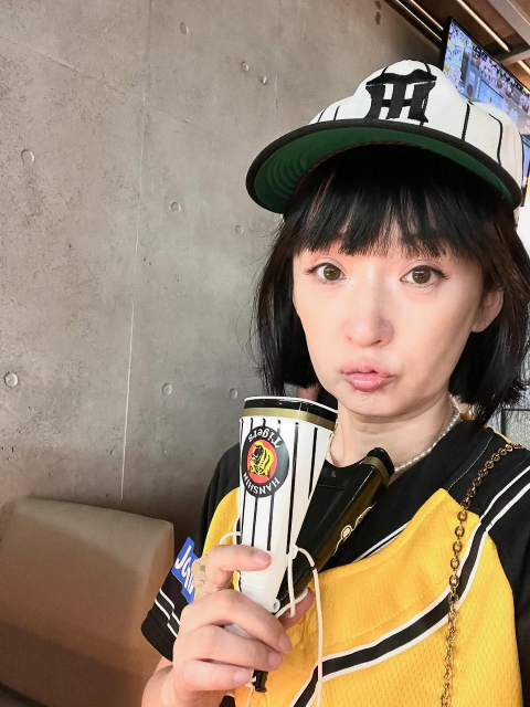 「あかん、〇〇〇〇〇〇〇〇！」"生粋の虎党"あのタレントが巨人阪神戦を現地観戦！思わず出そうになった"アレ"に注目集まる⁉