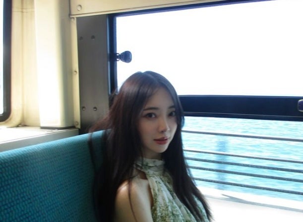 エモすぎる…元乃木坂メンバーが夏を満喫