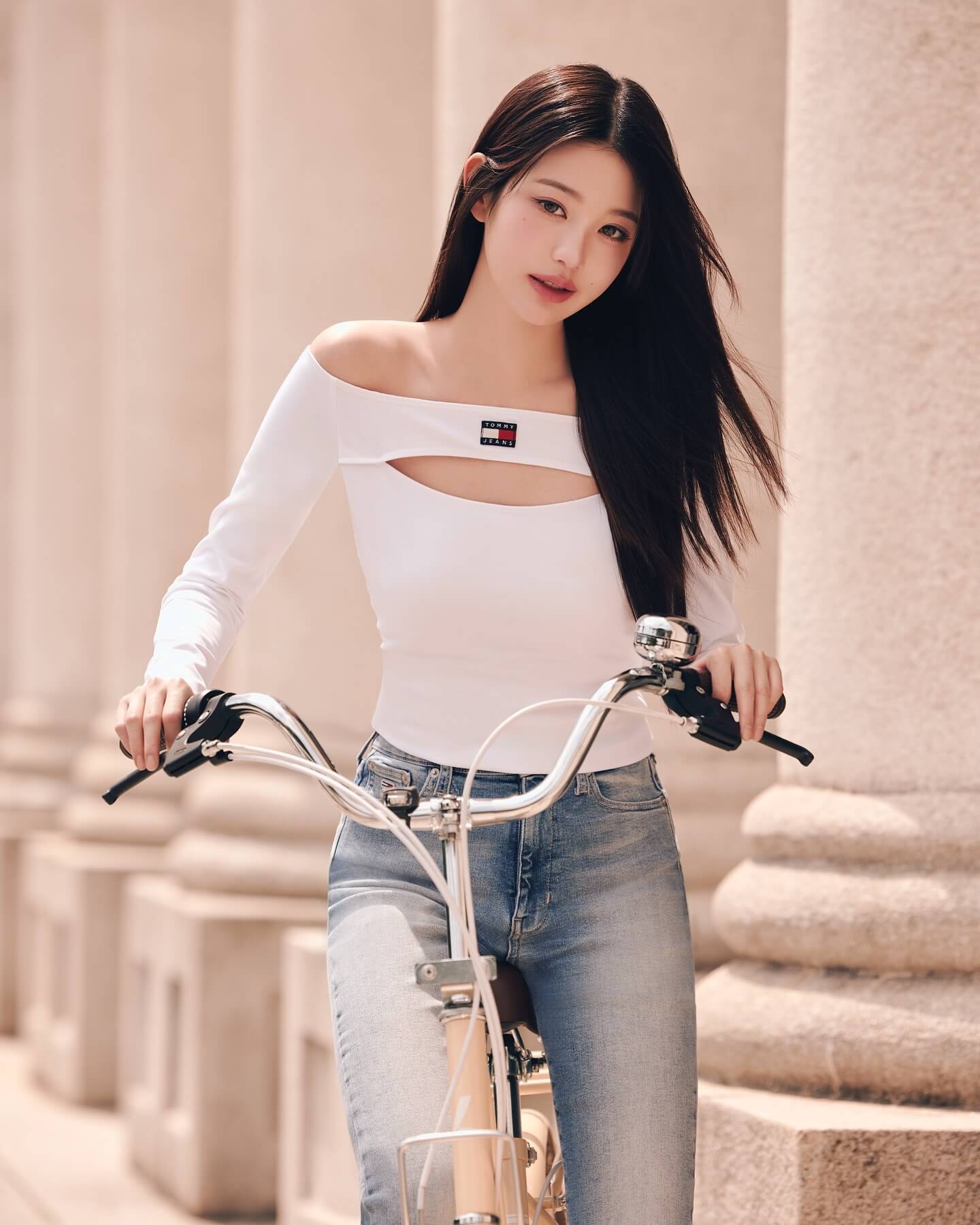 「スタイルの良さが際立ってる！」IVE・ウォニョン　有名ブランドのアンバサダーに就任！