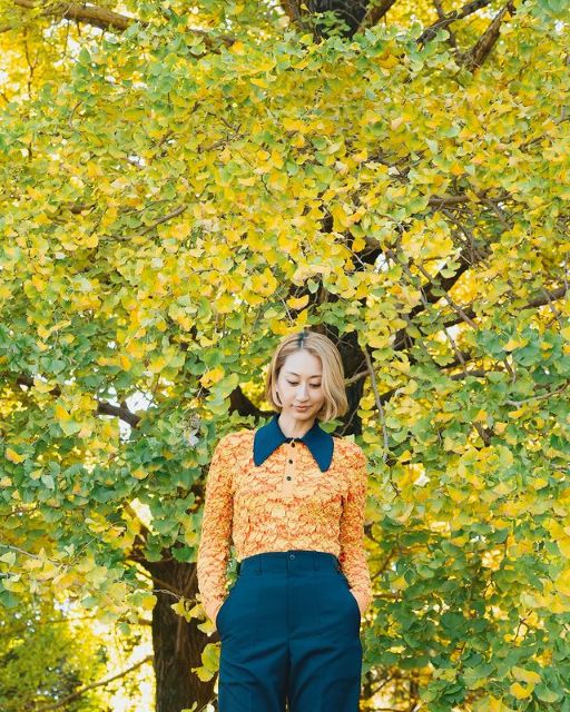 「紅葉撮りに行って来た！」Ms.OOJA、色づく木々バックのショットが美しすぎると話題！