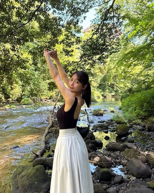 元欅坂46・織田奈那、「涼を感じる」オフショット公開！