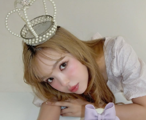 藤田ニコル、27歳の誕生日目前！「ビックリ笑笑」にファンも驚き！