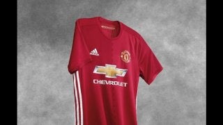 マンチェスター・ユナイテッドが新ユニフォームを発表…モウリーニョ監督も満足
