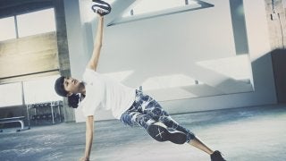 アディダス、夏から秋に向けた「レイヤード ウェア」発売