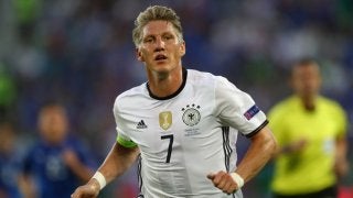 サッカードイツ代表のシュバインシュタイガー、代表チームの引退を表明