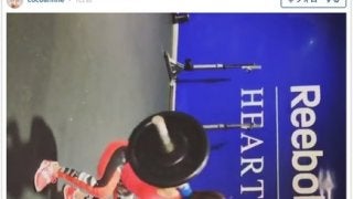 中村アン、25kg持ち上げ美しいスクワット披露…ファン絶賛「一流のモデル！」