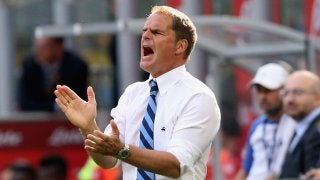 長友佑都のインテル、3カ月弱でデ・ブール監督を解任