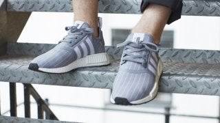 アディダス オリジナルス、渡辺真史とコラボしたコレクション発売