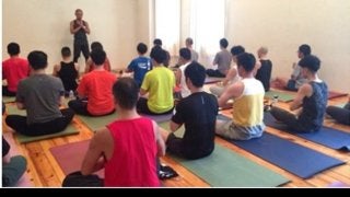 男性限定のヨガ特別クラス「男ヨガ＠兜町」11/25開催