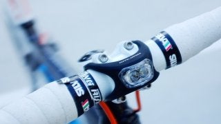 ステムに取り付け可能な自転車用ライト「ステムライト」