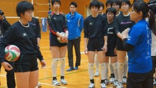 バレーボール元日本代表・竹下佳江、春高バレー出場校で直接指導