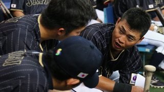 青木の円陣から始まった侍Jの逆転劇　小久保監督「存在の大きさを感じた」