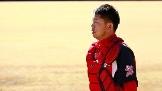 円熟味の石原か、打撃の會澤＆磯村か…… 王者・広島の正捕手争いが熱い