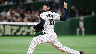 侍ジャパンの二塁・菊池が美技で先発石川を救う　初回にピンチ招くも無失点